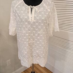 Truly Dear White Eyelet Lace Blouse Size Medium New With Tag
